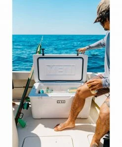 YETI Tundra&reg; 75 Marine Cooler -OUTDOOR LIVING Store 12933586 3