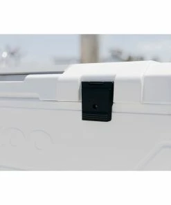 IGLOO 165 qt. Maxcold Cooler -OUTDOOR LIVING Store 19800929 8 1500.29042021093052