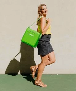 IGLOO 11 qt. Tag Along Too Marine Cooler -OUTDOOR LIVING Store 20149431 8 1500.06112020043010