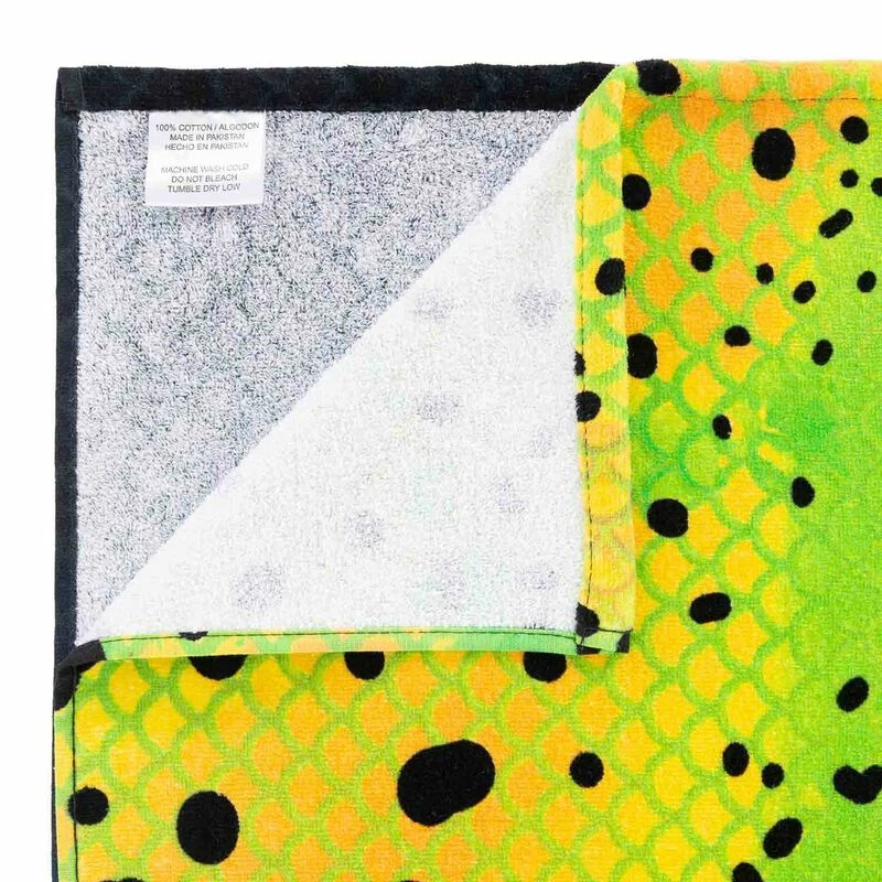 GUY HARVEY 58" x 36" Mahi Scales Towel 8 GUY HARVEY 58" x 36" Mahi Scales Towel - Image 6