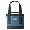 YETI Camino® 35 Carryall -OUTDOOR LIVING Store P020614954 NORDIC BIT